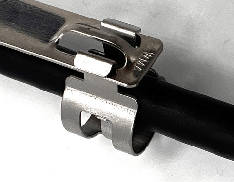 SmartClip™ cable clip for SS tag to lock tag onto cable OD 6mm AND 10mm